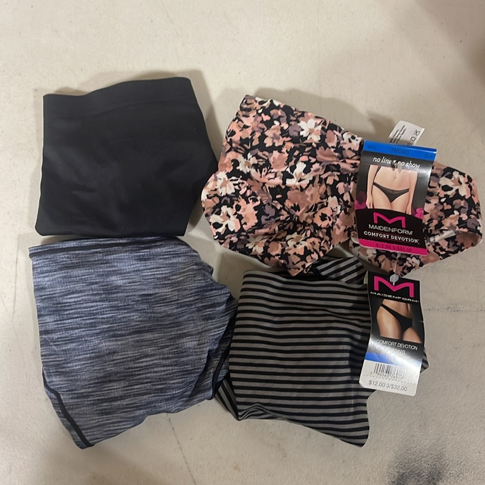 Maidenform Thong Panties (4 pair)